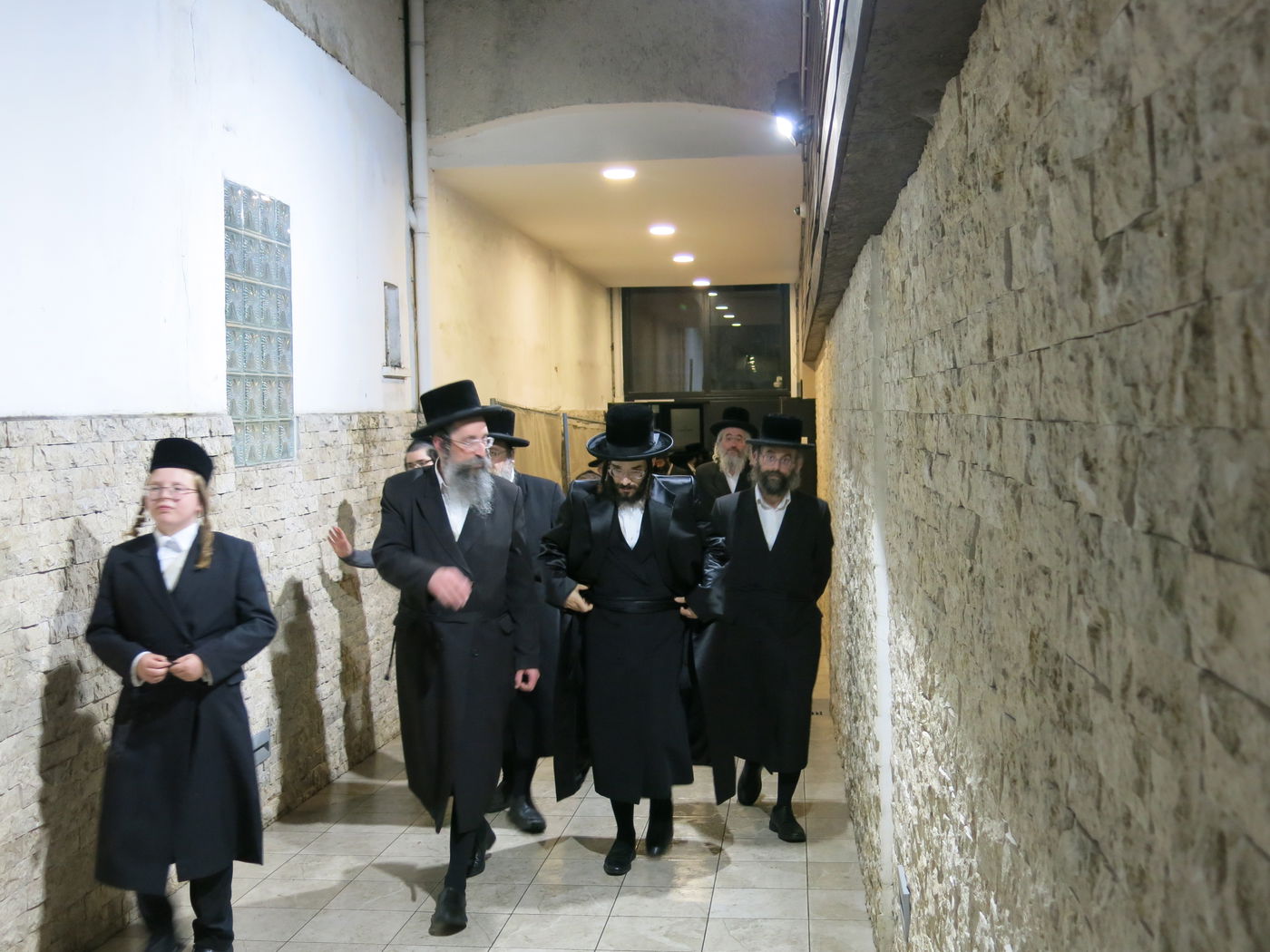 מעמד קבלת פנים להרב חיים מאיר רוקח בבעלזא אנטווערפן