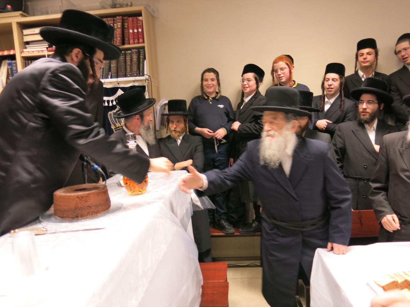 מעמד קבלת פנים להרב חיים מאיר רוקח בבעלזא אנטווערפן