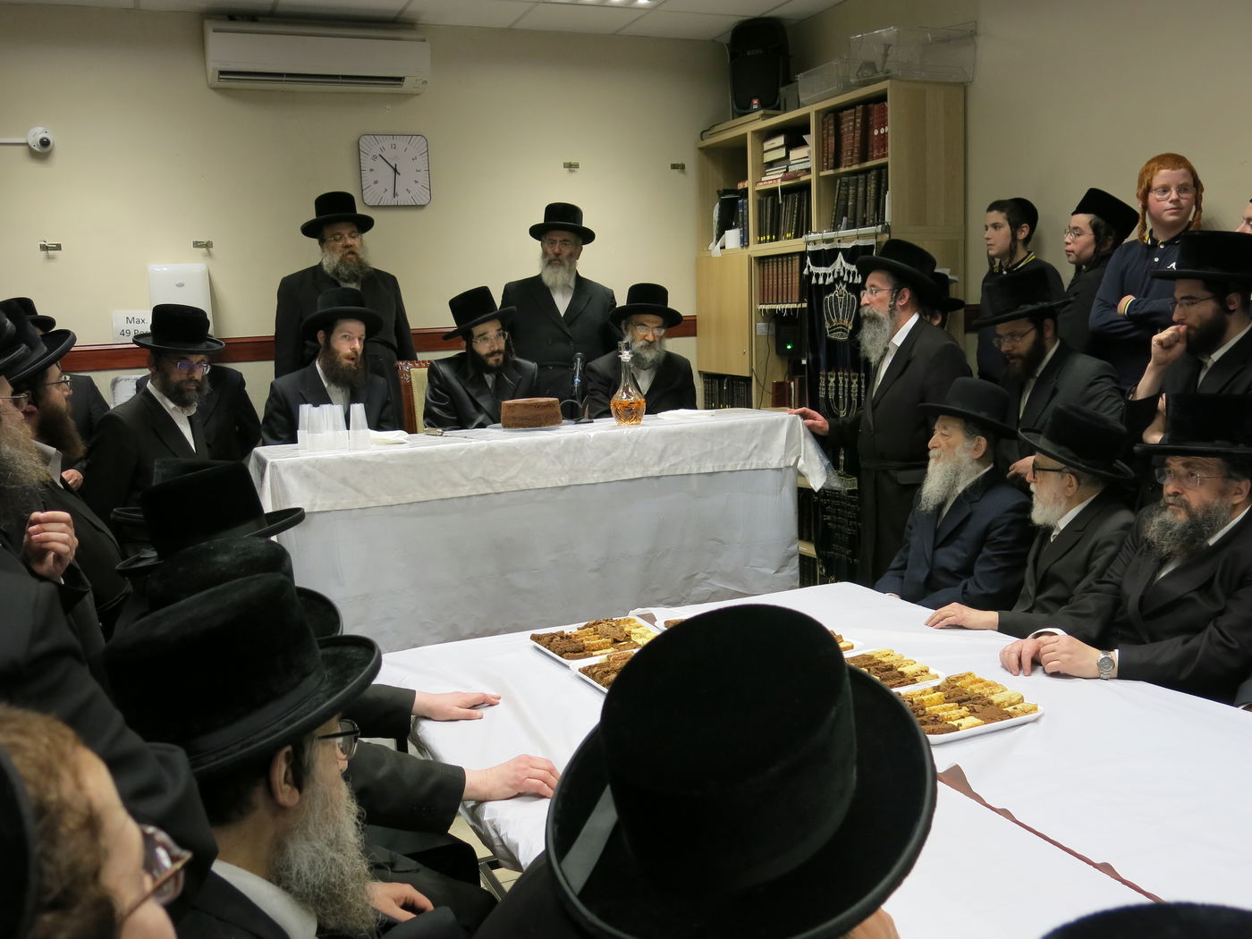 מעמד קבלת פנים להרב חיים מאיר רוקח בבעלזא אנטווערפן