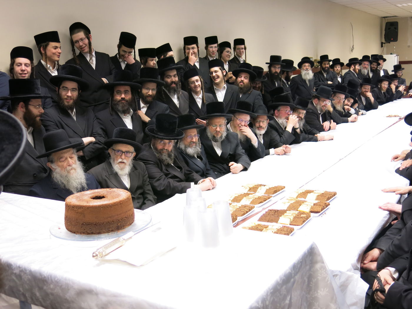 מעמד קבלת פנים להרב חיים מאיר רוקח בבעלזא אנטווערפן