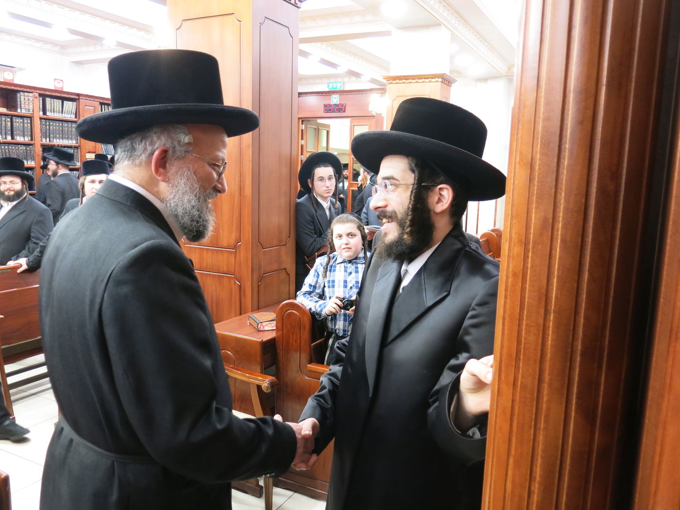 מעמד קבלת פנים להרב חיים מאיר רוקח בבעלזא אנטווערפן