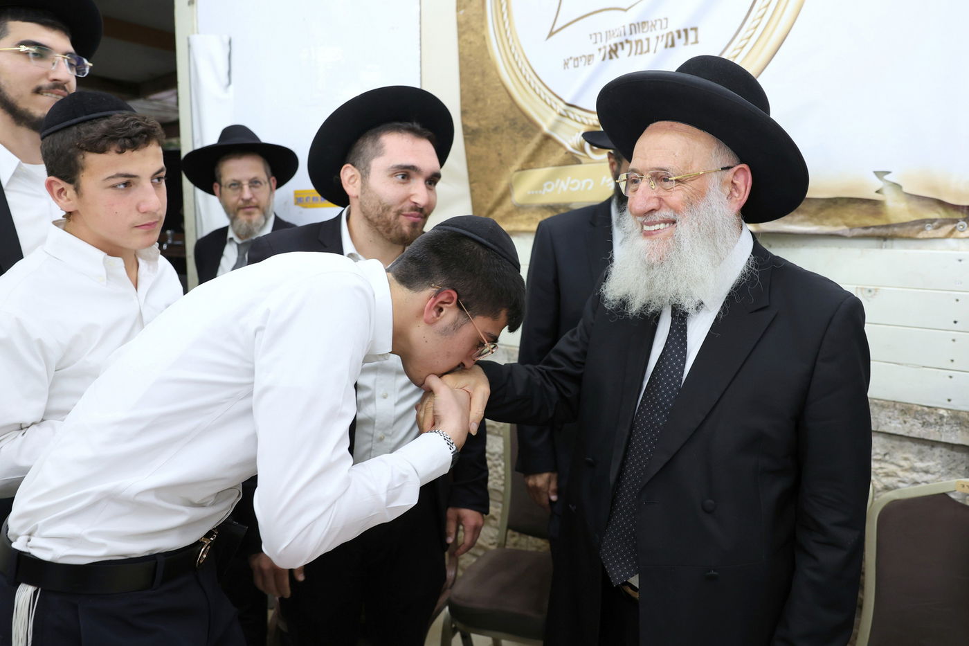 תלמידי 'לבב חכמה' במבחן סיכה אצל הגר"ר אלבז