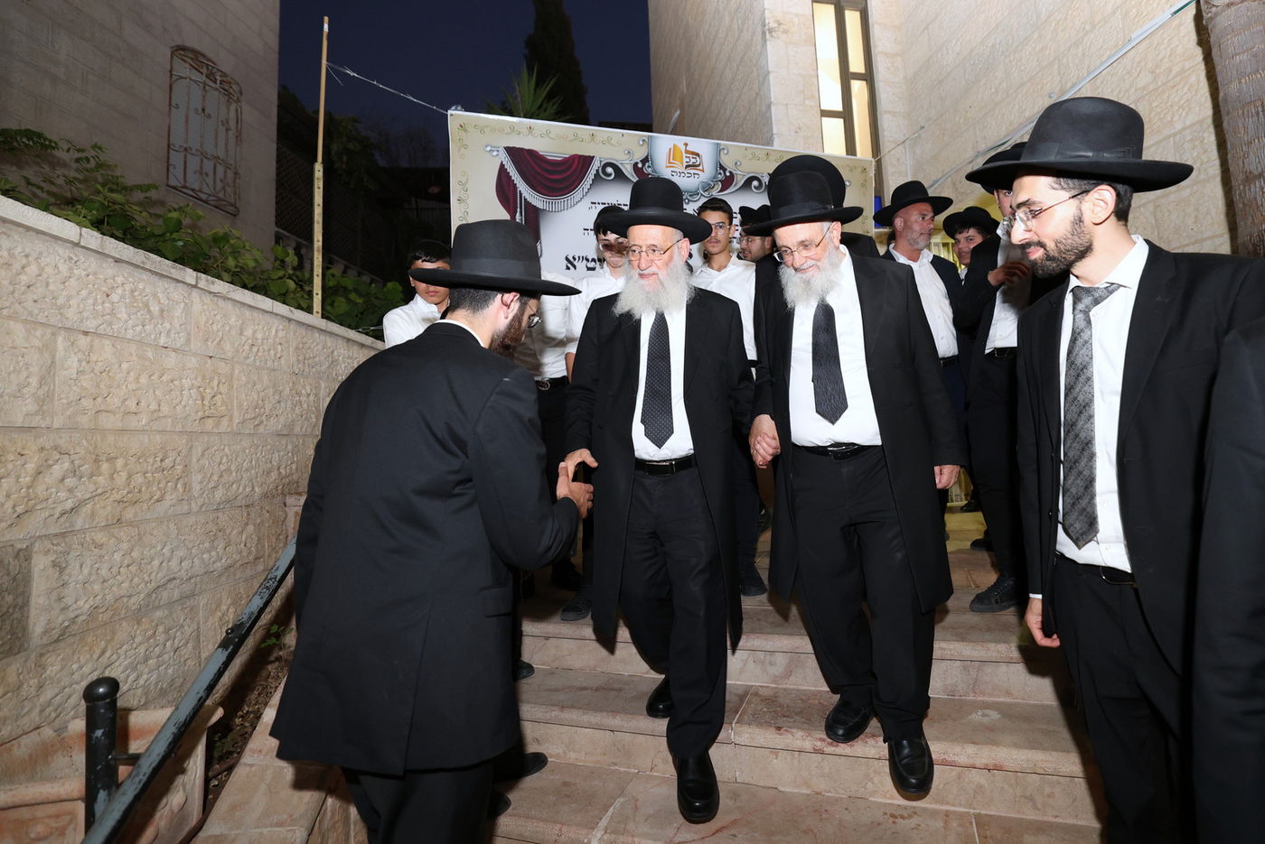 תלמידי 'לבב חכמה' במבחן סיכה אצל הגר"ר אלבז