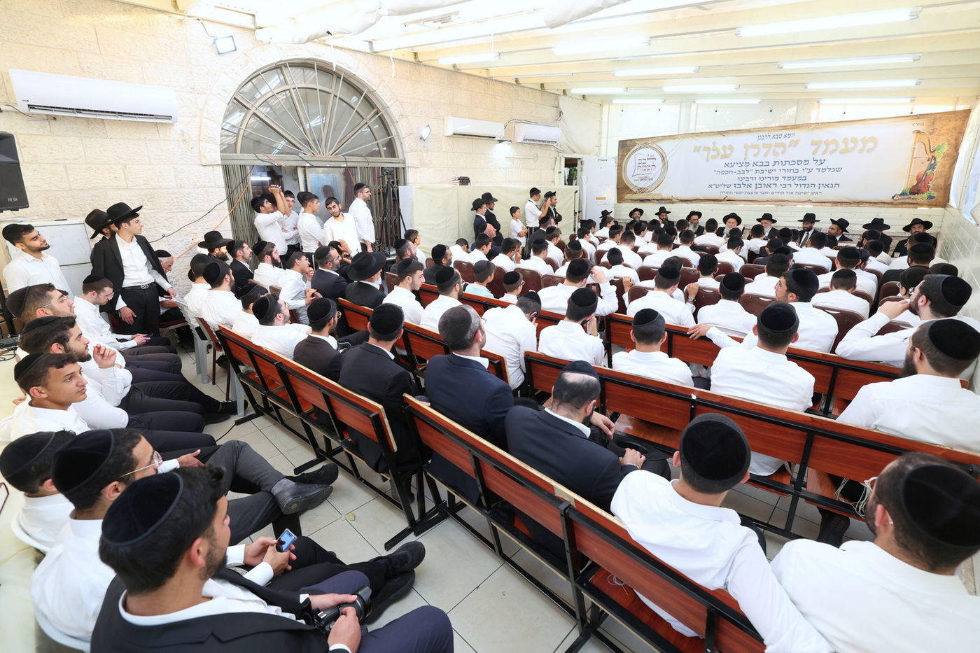 תלמידי 'לבב חכמה' במבחן סיכה אצל הגר"ר אלבז