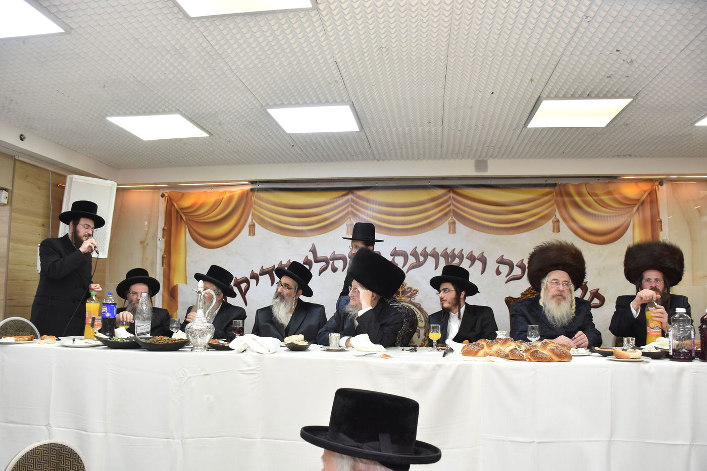 שמחת אירוסי בת הזקונים של האדמו"ר מראדזין