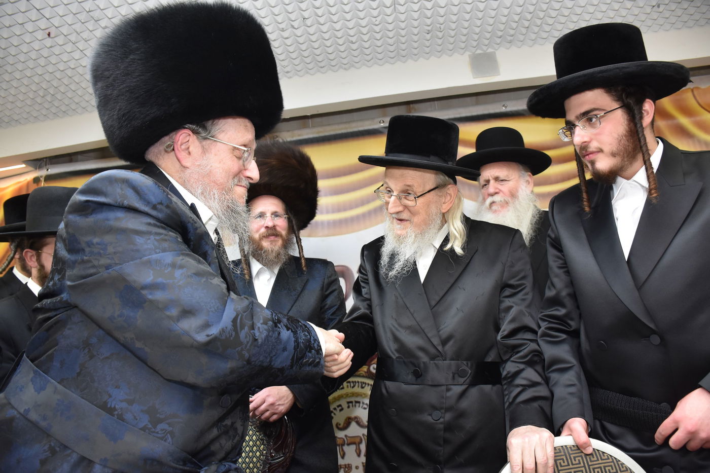 שמחת אירוסי בת הזקונים של האדמו"ר מראדזין