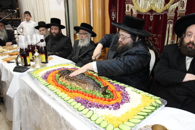 הילולא קדישא בצאנז ז'מיגראד