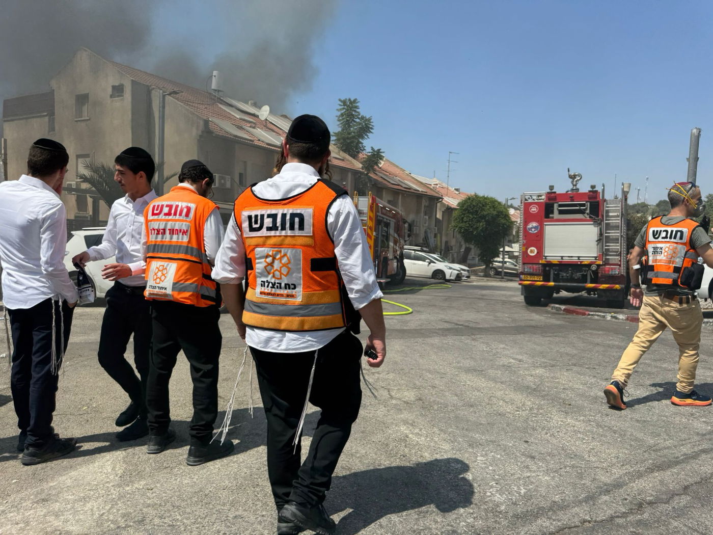 שריפה גדולה בבית שמש: בניינים פונו מדיירים, בלוני גז התפוצצו