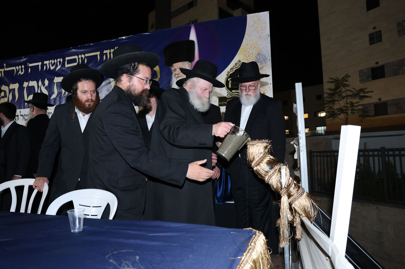 הנחת אבן הפינה לקהילת הגר"ש אלתר בבית שמש