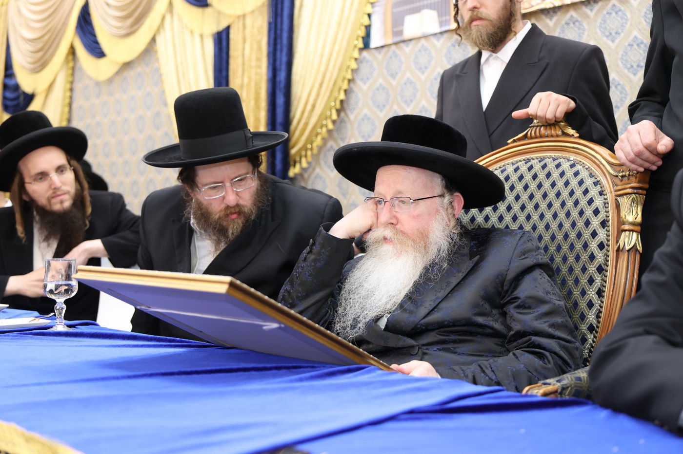 מעמד כבוד התורה בקרעטשניף ק"ג