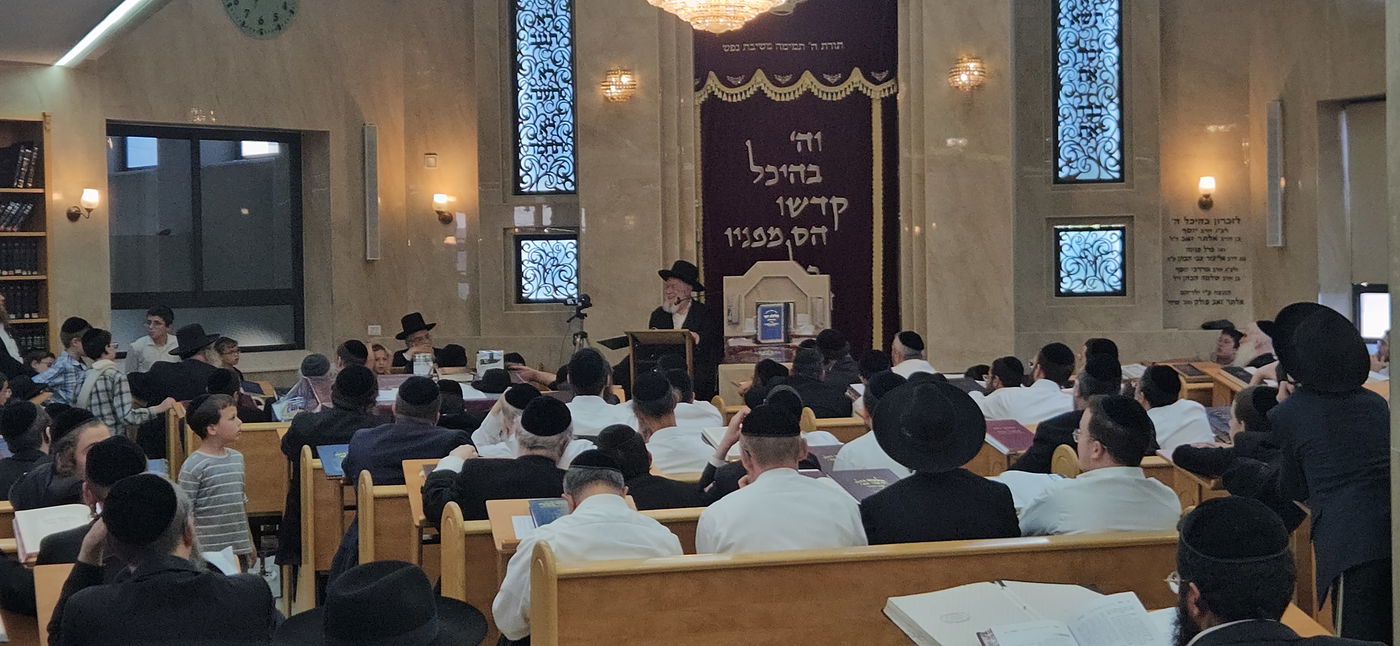 הילולת הגרי"ש אלישיב זצוק"ל אצל חתנו הגר"י זילברשטיין