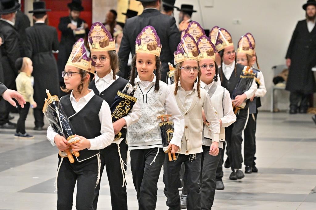 יום שכולו תורה בת"ת 'זיו התורה' 