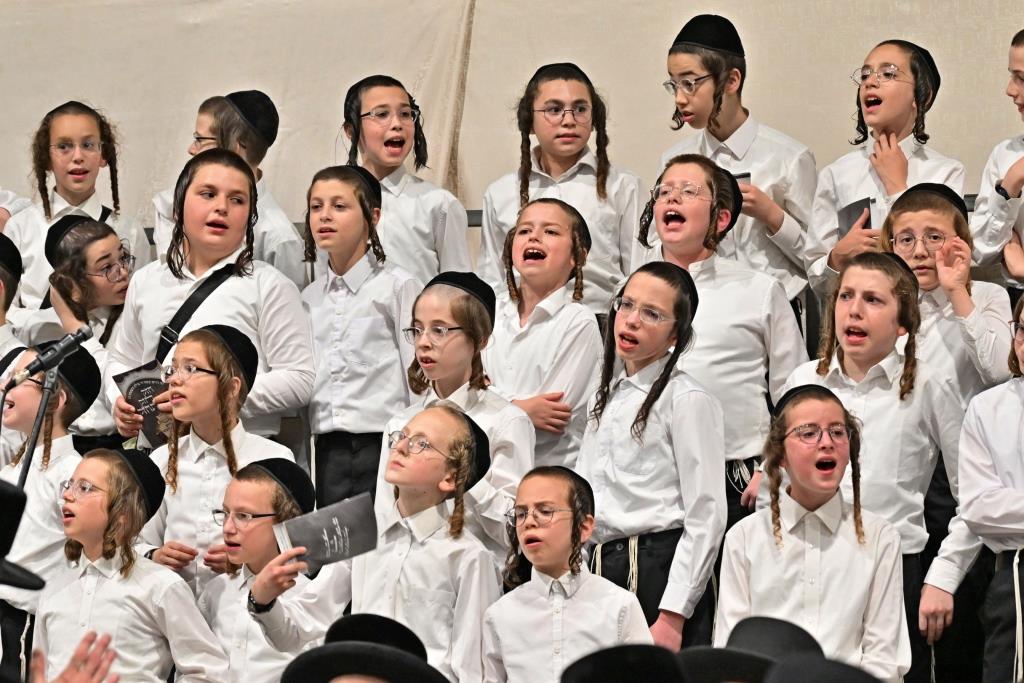 יום שכולו תורה בת"ת 'זיו התורה' 