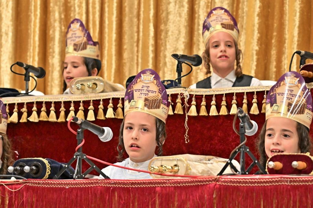 יום שכולו תורה בת"ת 'זיו התורה' 