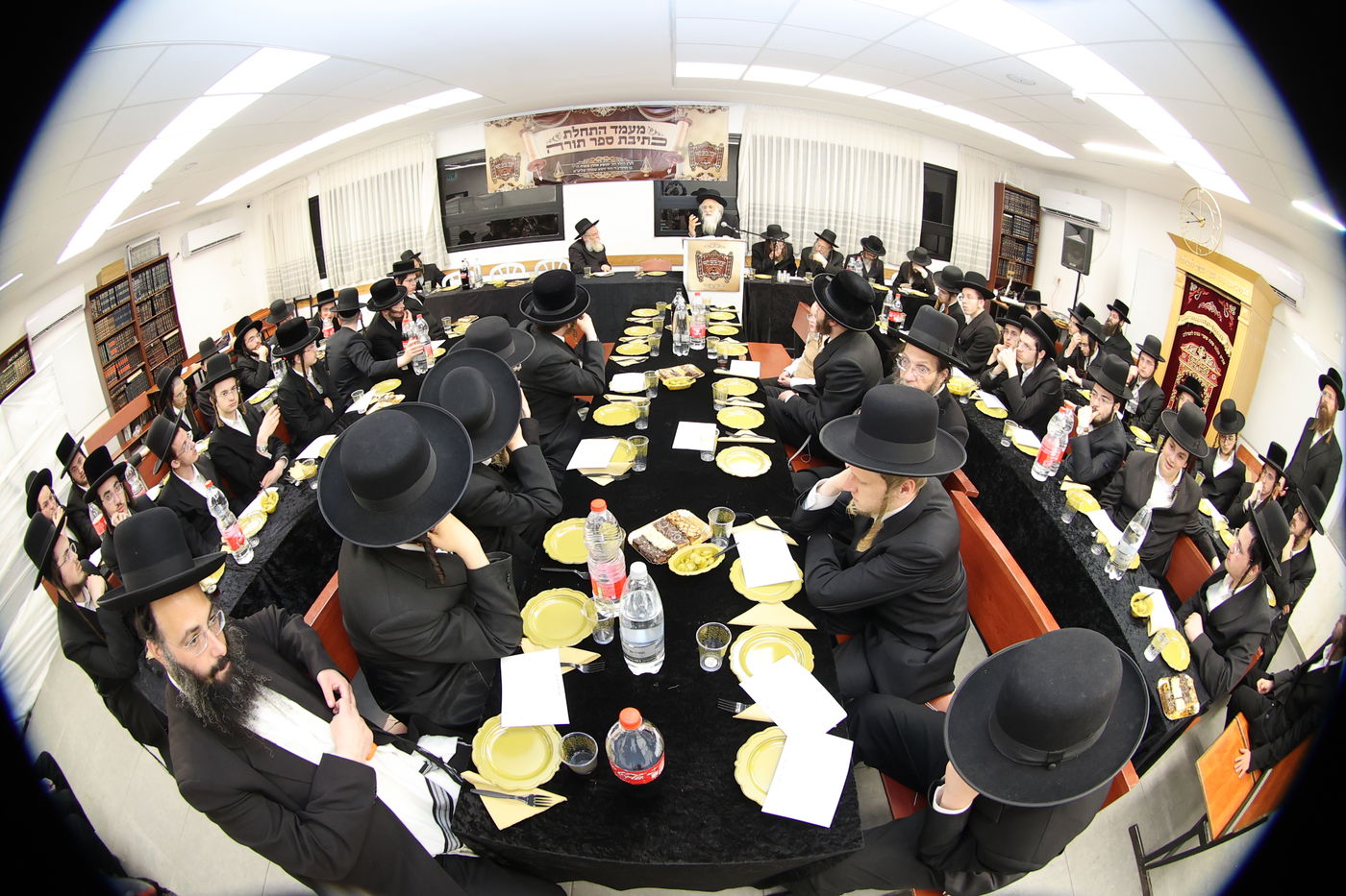 התחלת כתיבת ס"ת לע"נ הקדוש טוביה שמחה הי"ד