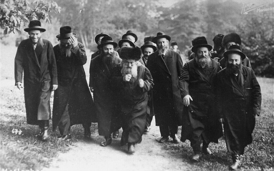 הרבי מגור בעל האמרי-אמת זצ"ל במריאנבאד