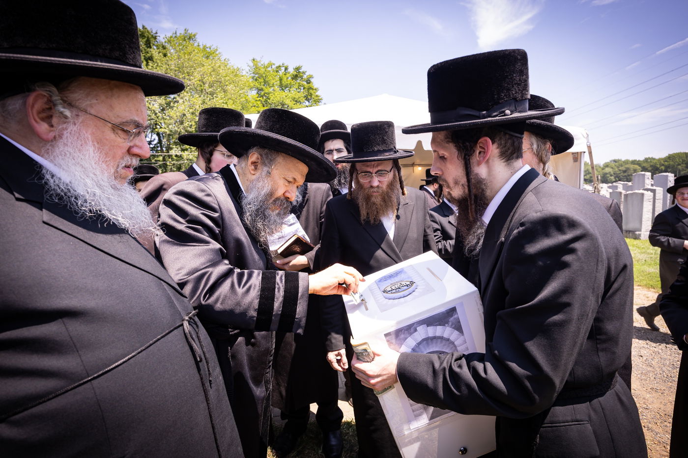 הילולא קדישא בבאבוב 45