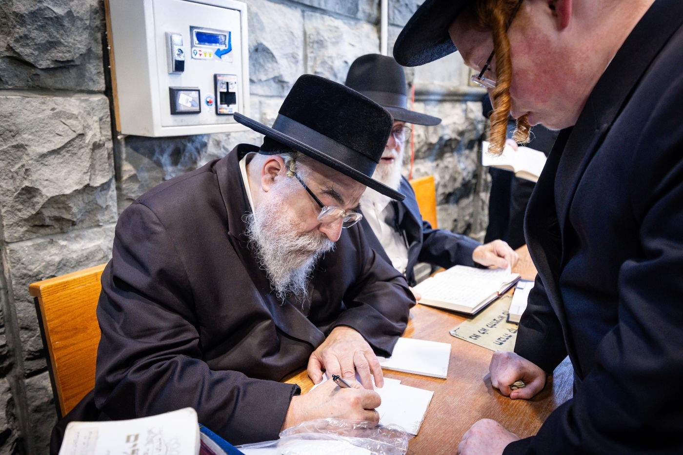 הילולא קדישא בבאבוב 45