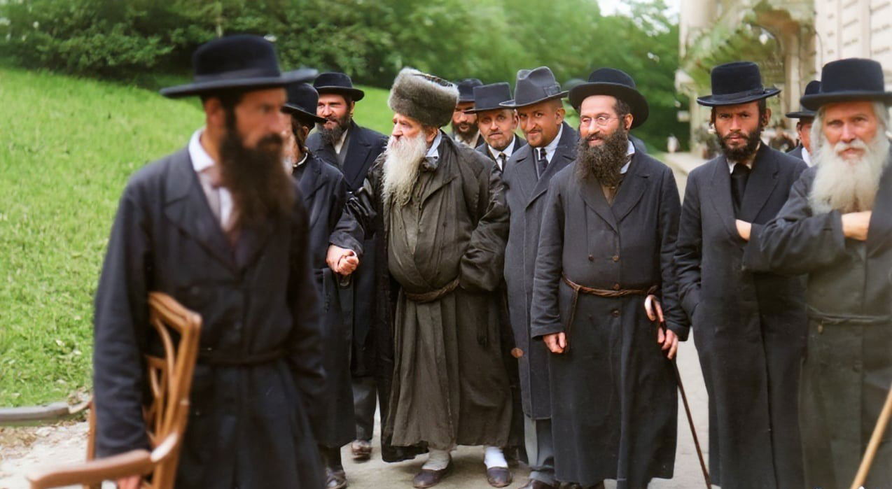 הרבי מבלז, רבי יששכר דב רוקח זצ"ל בשבילי מארינבד