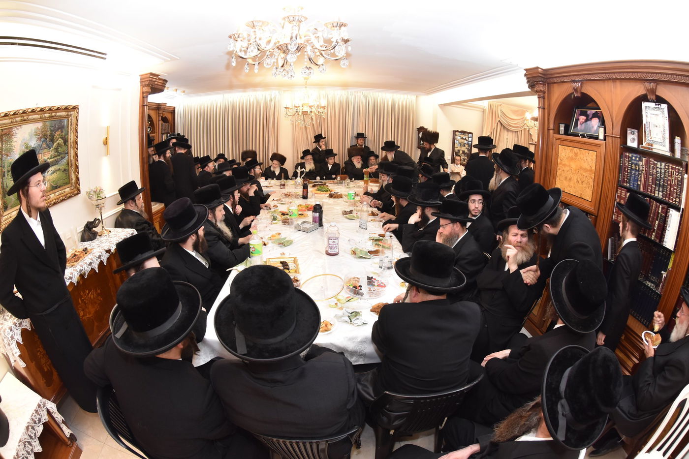 שמחת אירוסי בת רבי יעקב מאיר שפירא, עם נכד הגר"מ דייטש