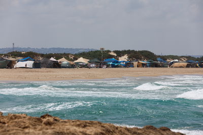 ההרוג מהתקף לב בחוף הים הבוקר - השחקן אלון אבוטבול ז"ל