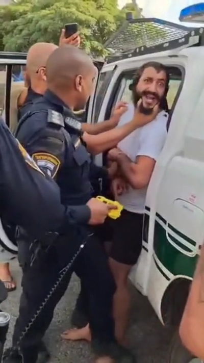 תיעוד כואב: כך נעצר הלום הקרב - נכה צה"ל דתי - על ידי השוטרים