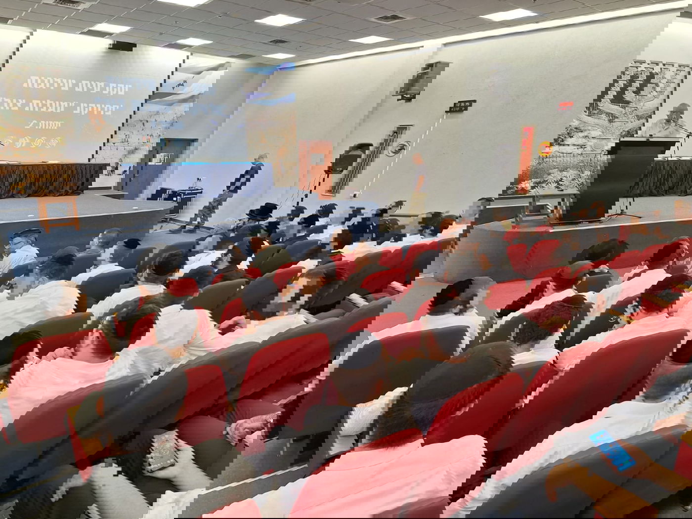 הרב לייבל למתגייסים החרדים: ״חשוב שלא תפסידו יום של לימוד גם בצבא״