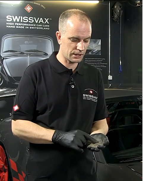 הצגתו של הווקס היוקרתי בו טהוטה משתמש