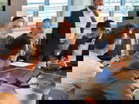 ישיבת ועדת ההקצאות, אתמול