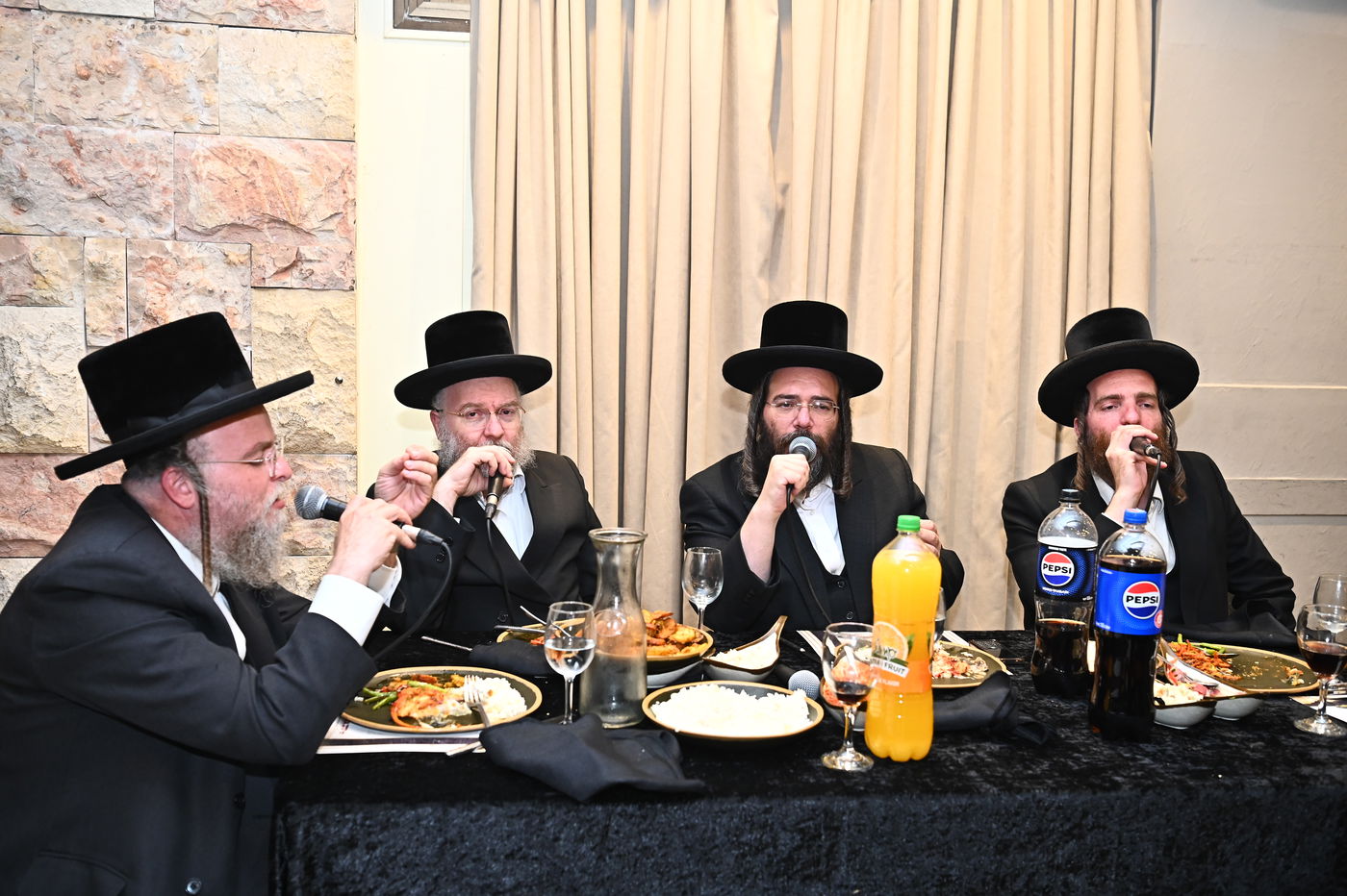 סיום ש"ס משניות וקריאת שם לסניף כולל 'טהרות'