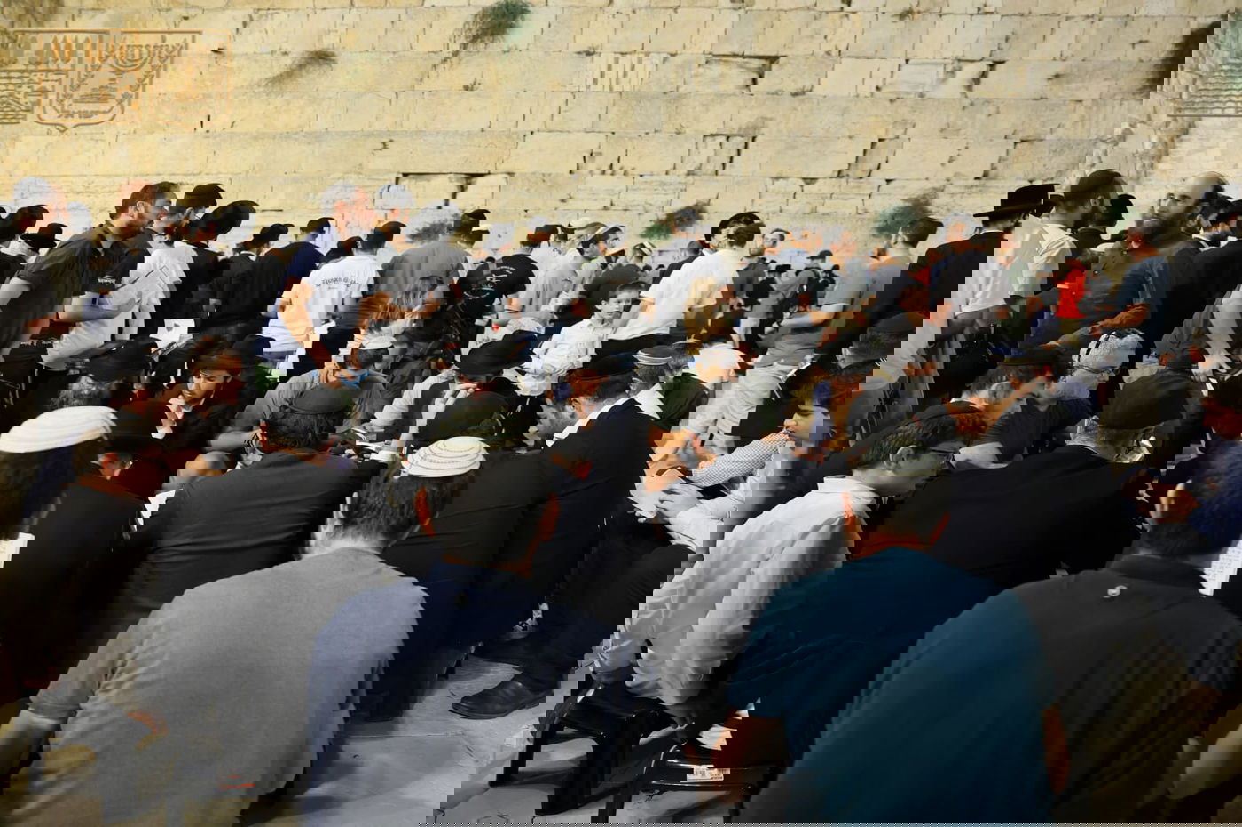 ליל תשעה באב ברחבת הכותל המערבי