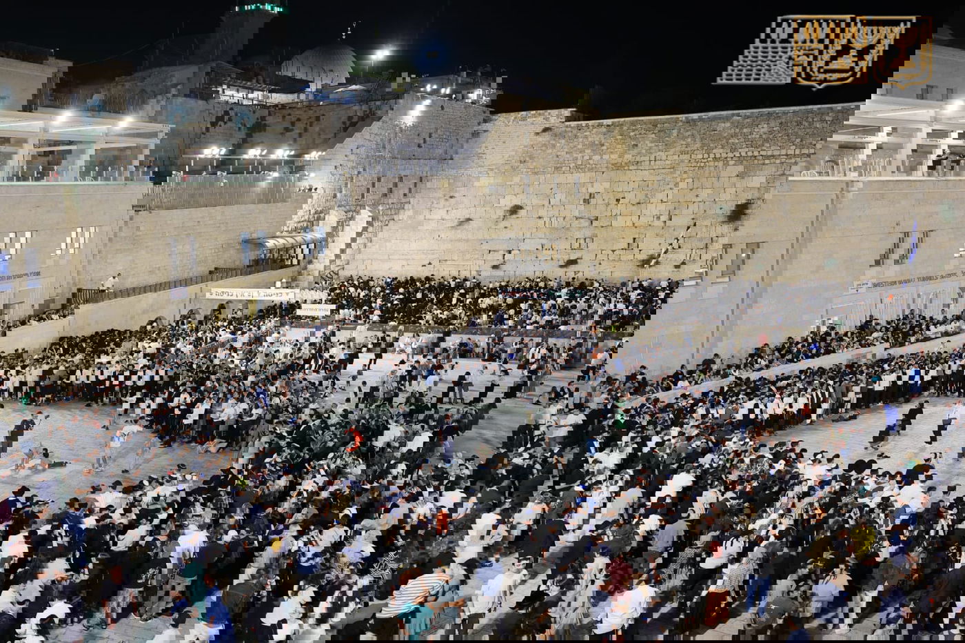 ליל תשעה באב ברחבת הכותל המערבי