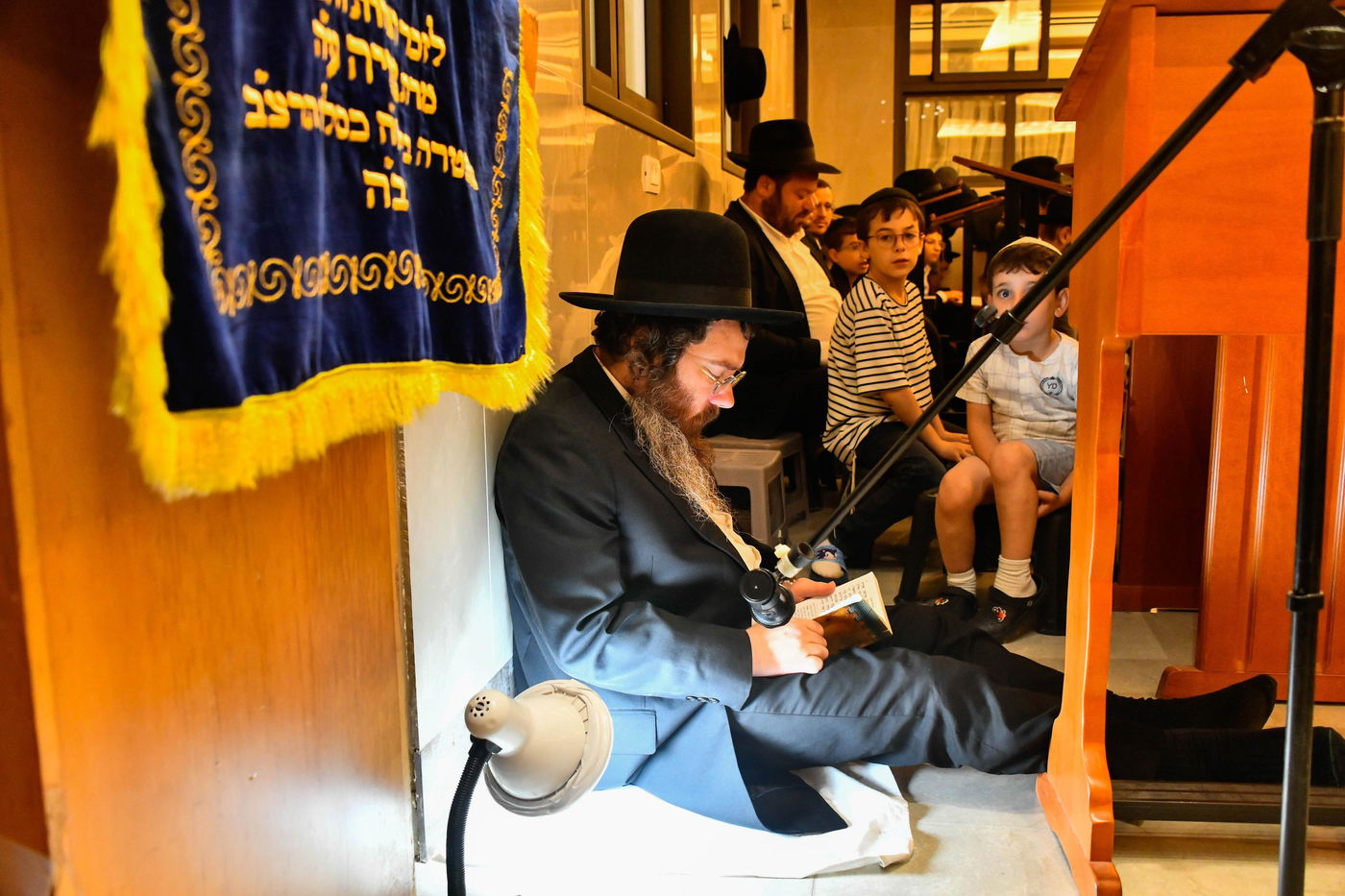 ליל תשעה באב אצל הגאון רבי עמרם פריד