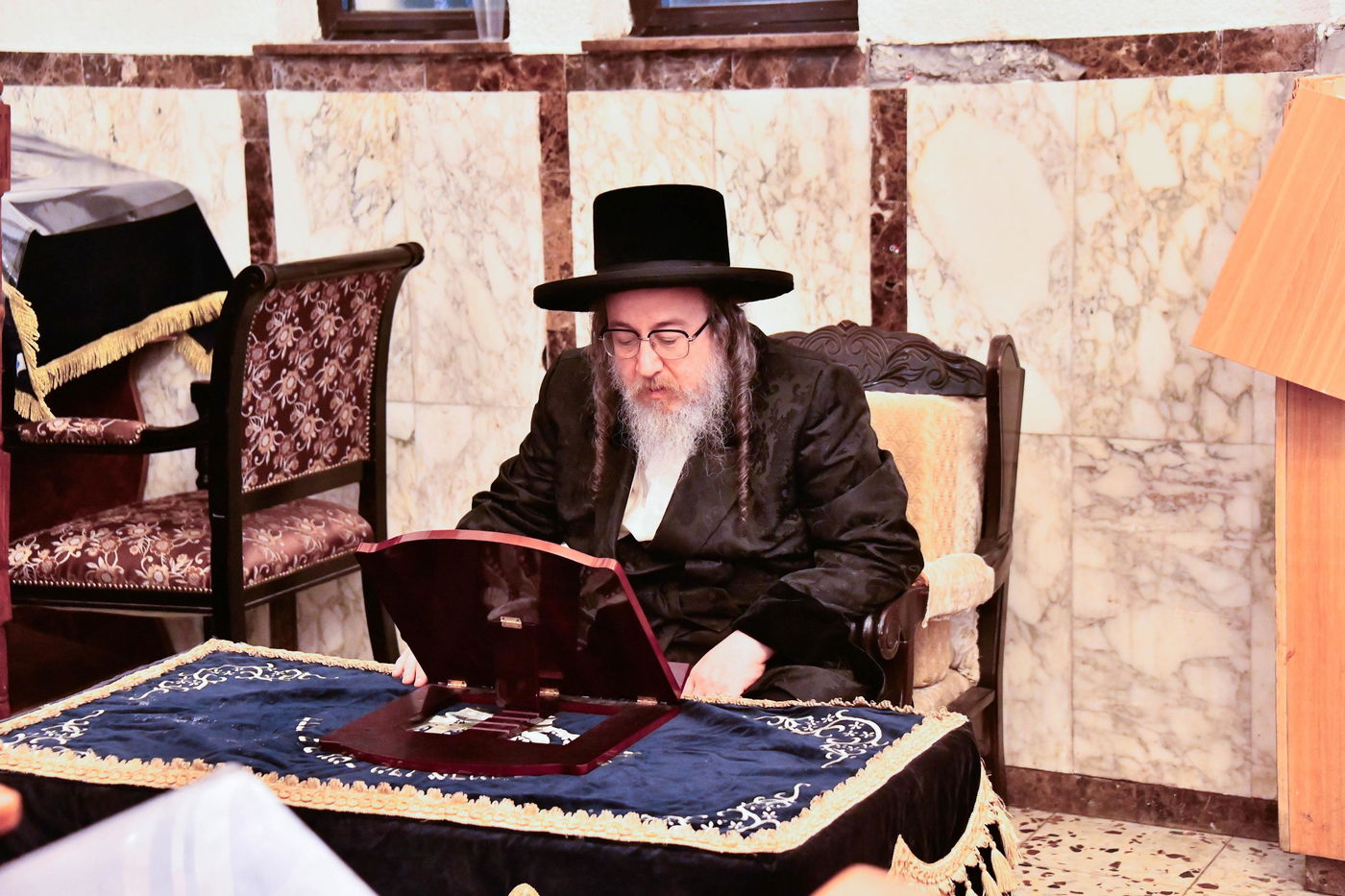 תשעה באב בחצה"ק ביאלה בני ברק