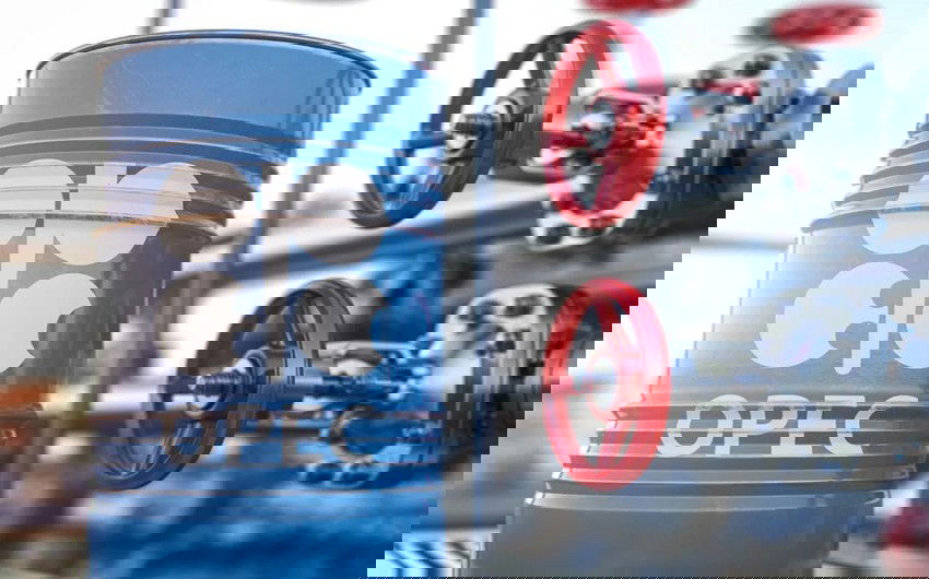 חבית נפט של החברה