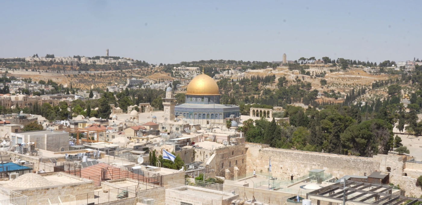 הנוף של הכותל והר הבית מבית הכנסת 'תפארת ישראל'