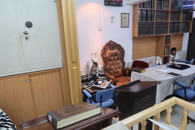  תשעה באב אצל הגאון הרב יצחק רצאבי 