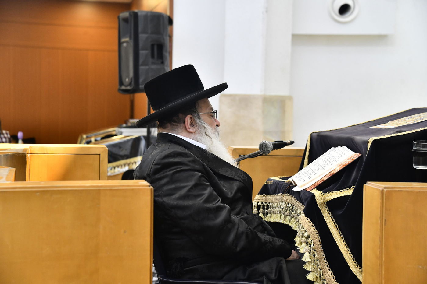 תשעה באב בחצה"ק נדבורנה