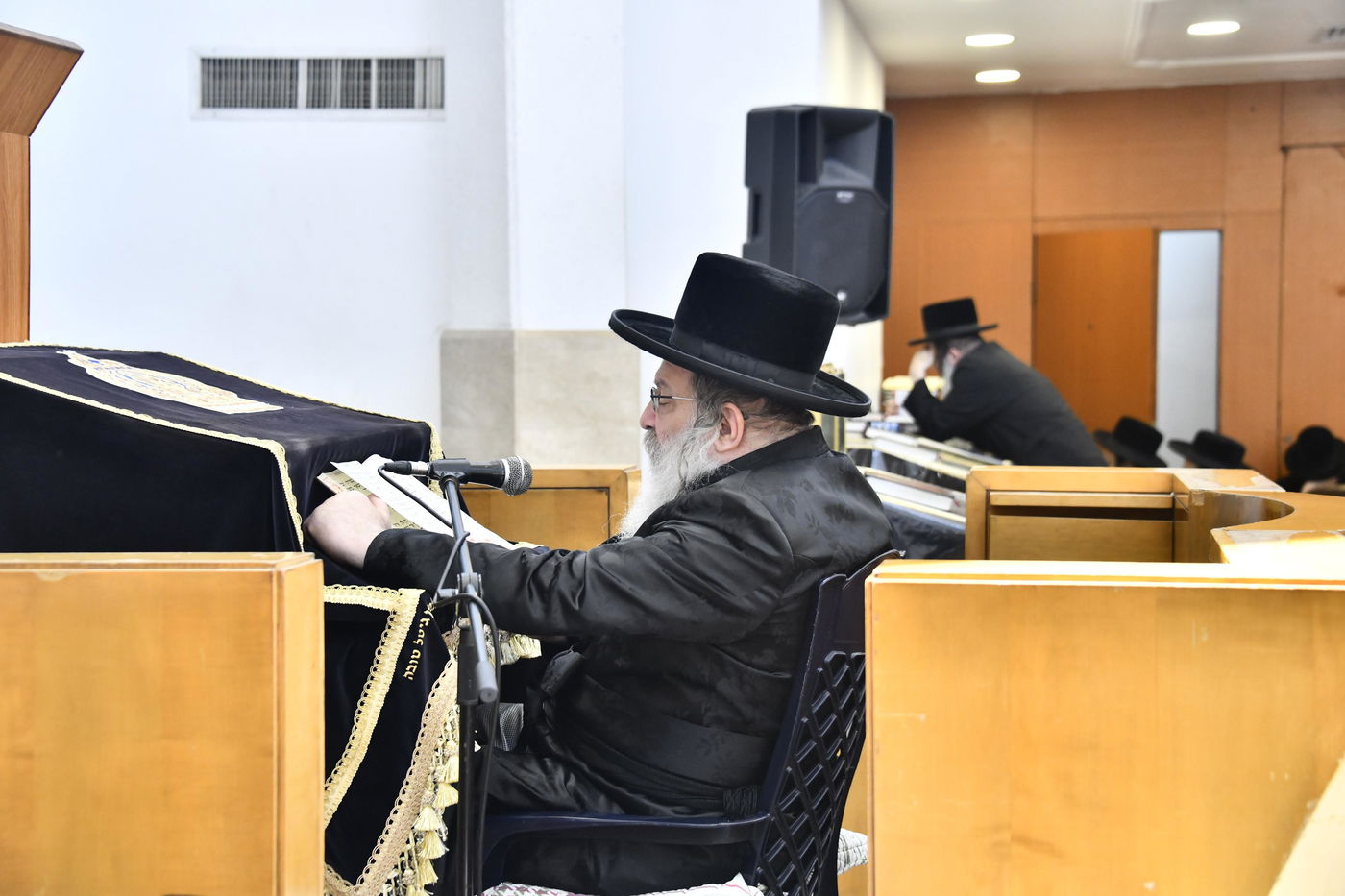 תשעה באב בחצה"ק נדבורנה