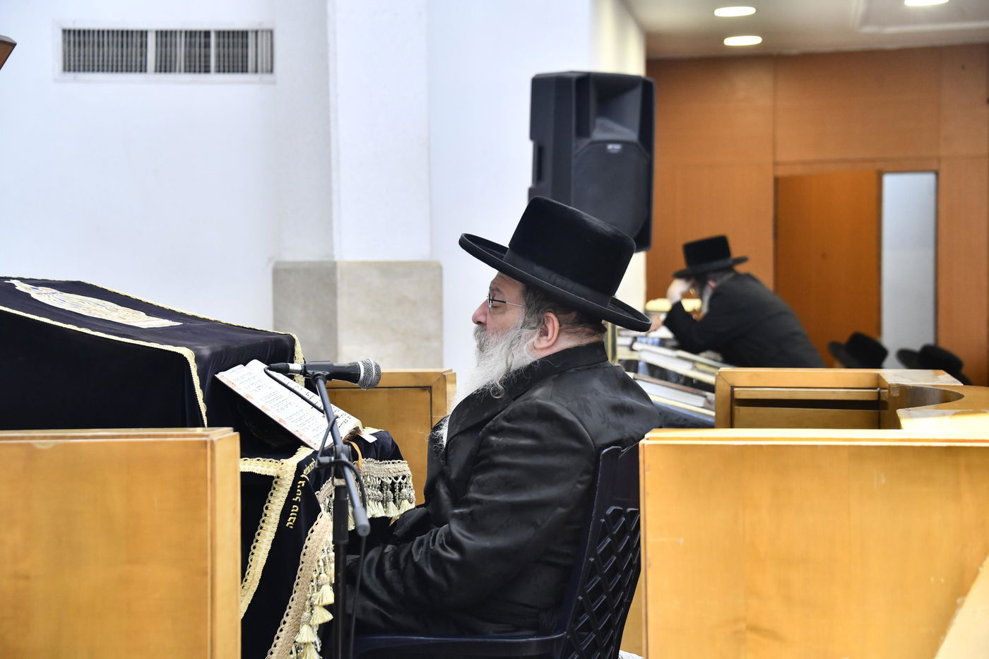 תשעה באב בחצה"ק נדבורנה