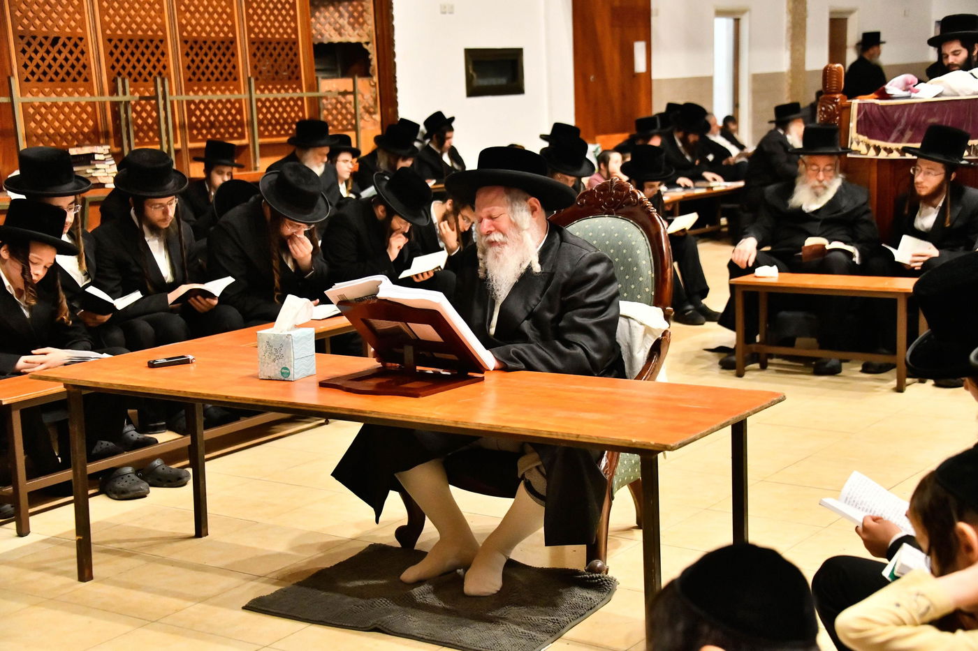 תשעה באב בחצה"ק פרמישלאן