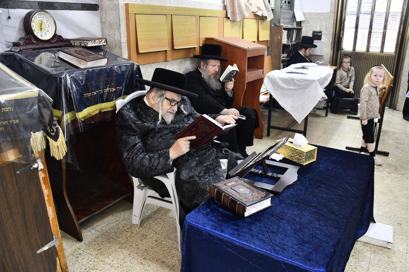 תשעה באב בחצה"ק טעמשוואר