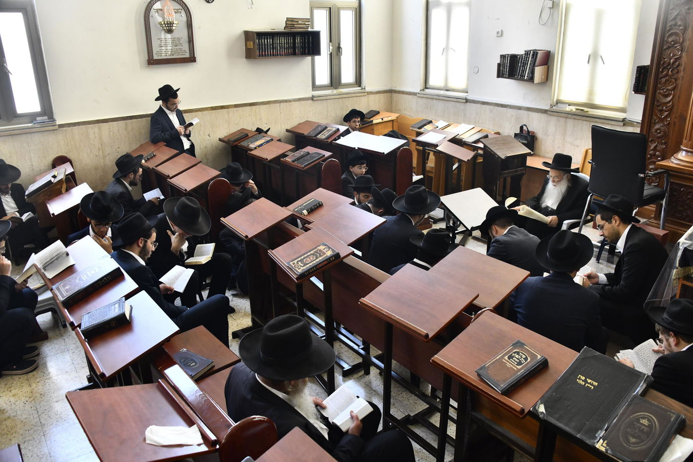 תשעה באב אצל הגאון רבי צבי רוטנברג