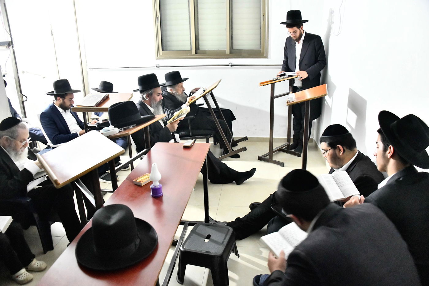 ליל תשעה באב אצל הגר"ד לנדו