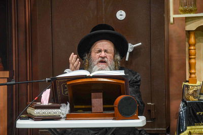 תשעה באב בחצה"ק דינוב