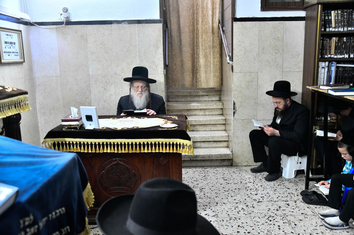 תשעה באב בחצה"ק מודז'יץ