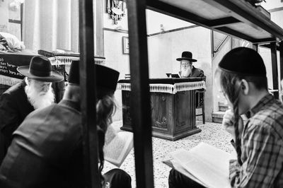 תשעה באב בחצה"ק מודז'יץ