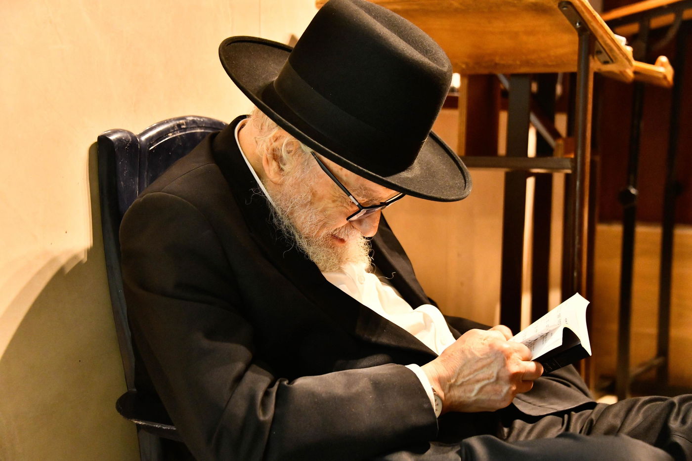 ליל תשעה באב אצל הגרמ"ה הירש