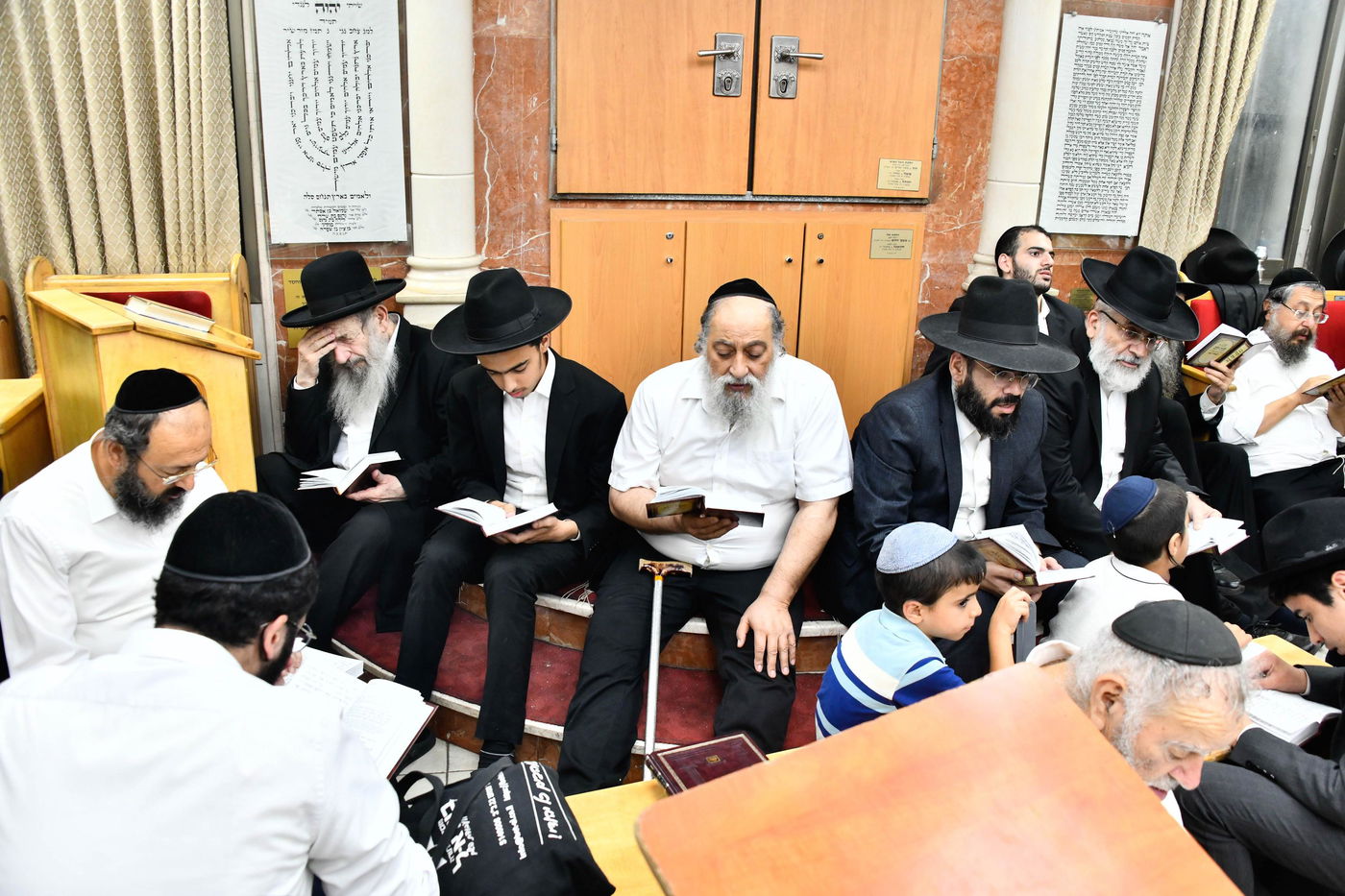 תשעה באב אצל הגאון רבי ניסים בן שמעון