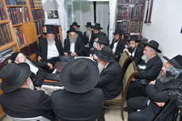 התאחדות רבני הקהילות התכנסו במעונו של הגר"ע אויערבאך